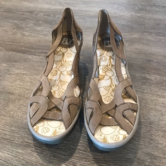 Fly London Yadi Wedge Heel Sandals - Picture 2 of 6